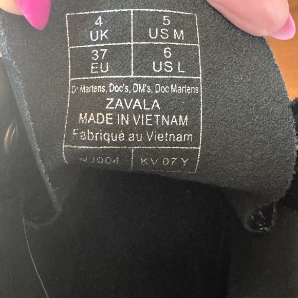 Dr. Martens ZAVALA Patent Leather Combat Boots – Black - size 6 - Picture 2 of 7